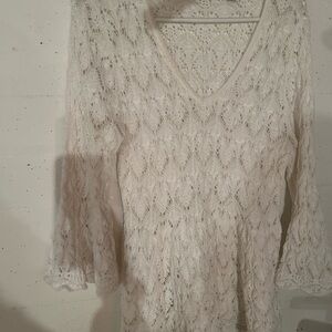 White knit V-Neck sweater